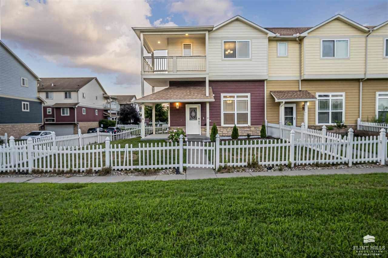 59 Fuller Circle, Junction City, KS 66441