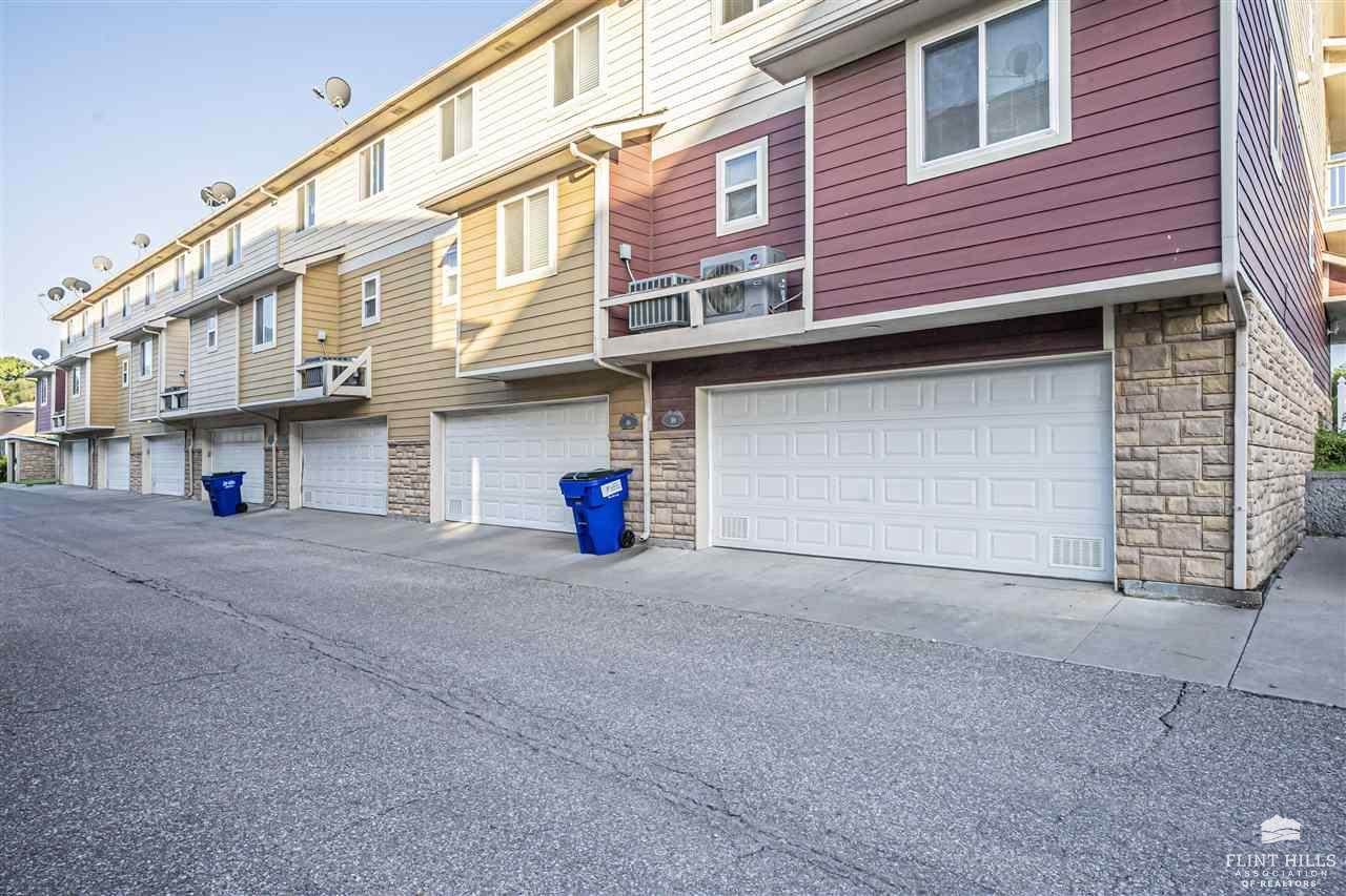 59 Fuller Circle, Junction City, KS 66441