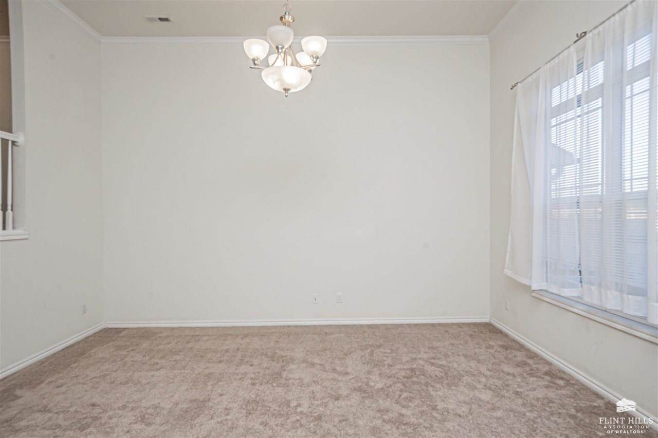 59 Fuller Circle, Junction City, KS 66441