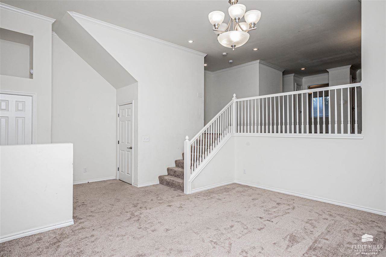 59 Fuller Circle, Junction City, KS 66441