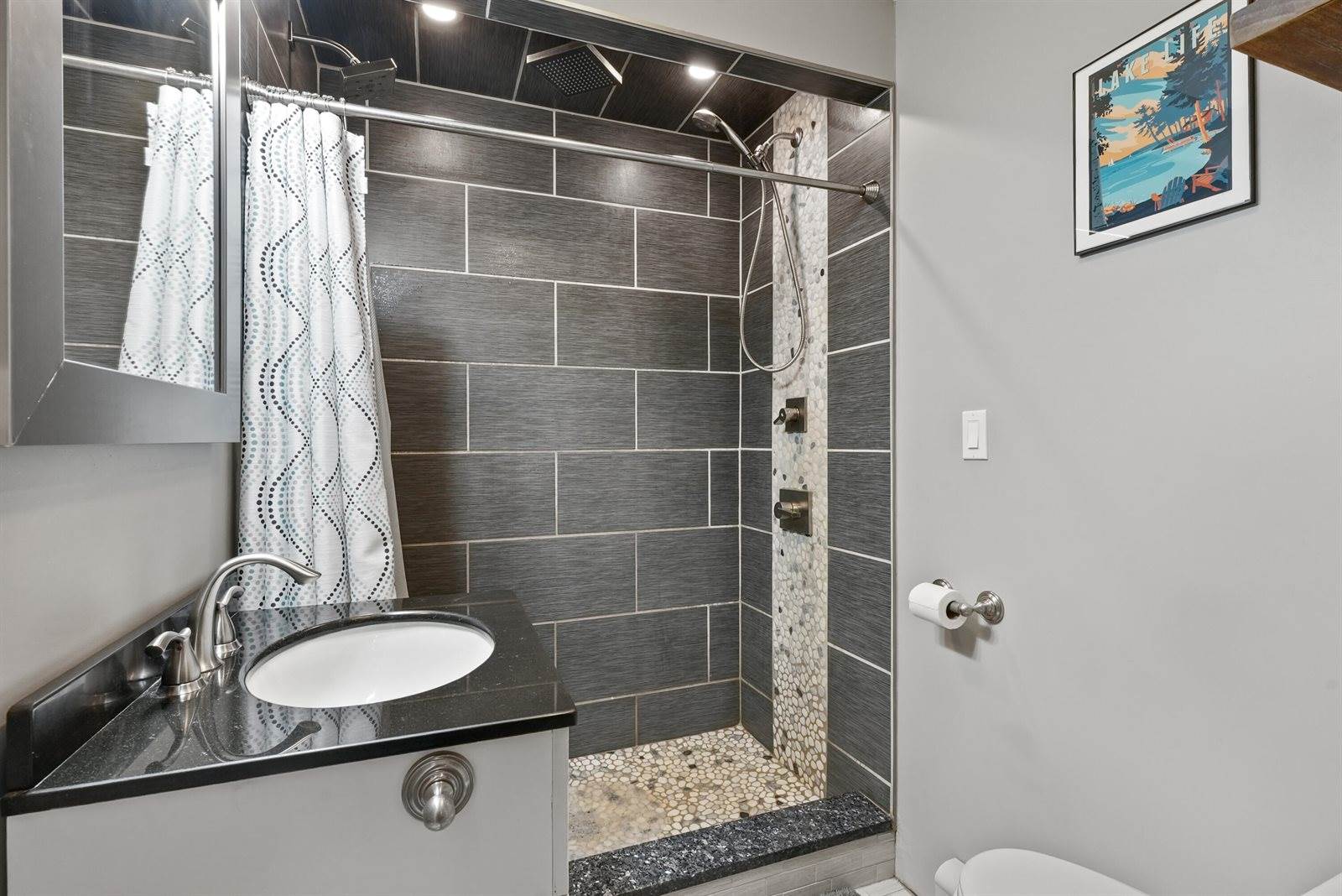 105 Mallard Avenue, Houghton Lake, MI 48629