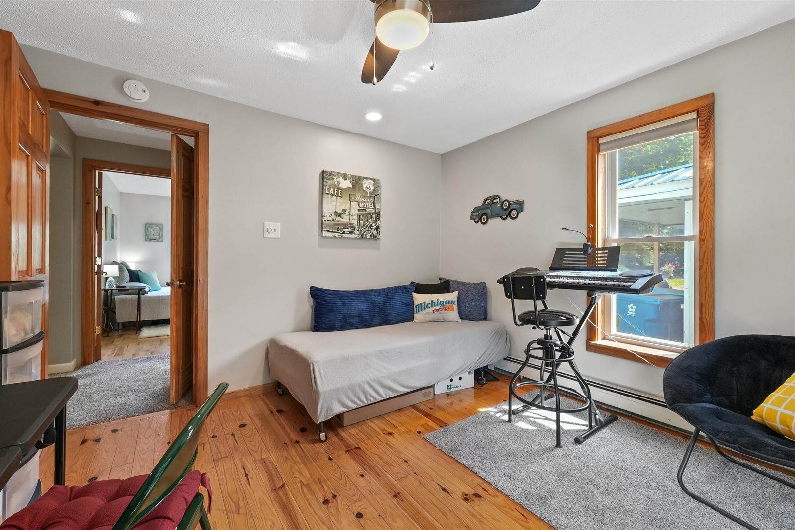 105 Mallard Avenue, Houghton Lake, MI 48629