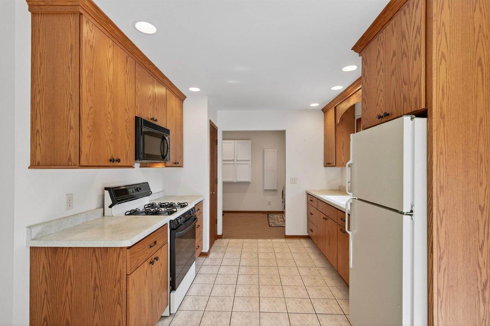 2530 Mecca Drive, Plover, WI 54467