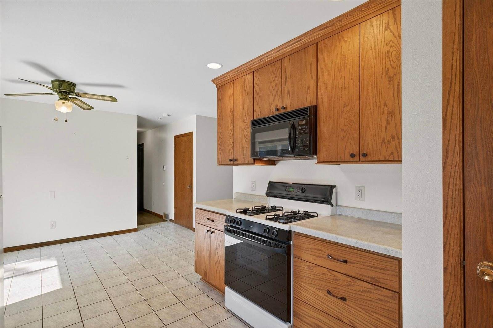 2530 Mecca Drive, Plover, WI 54467