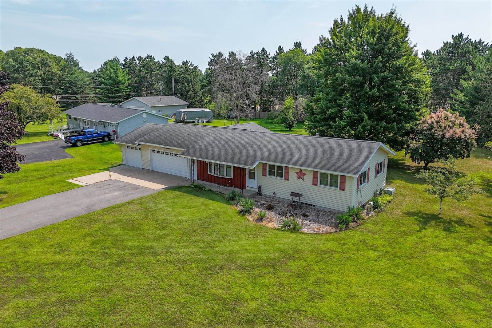 2530 Mecca Drive, Plover, WI 54467