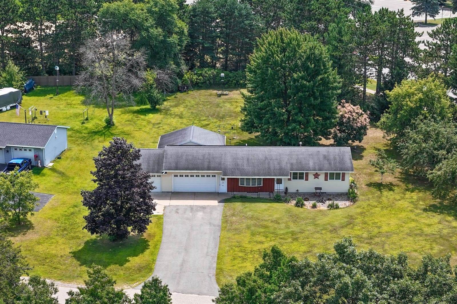 2530 Mecca Drive, Plover, WI 54467