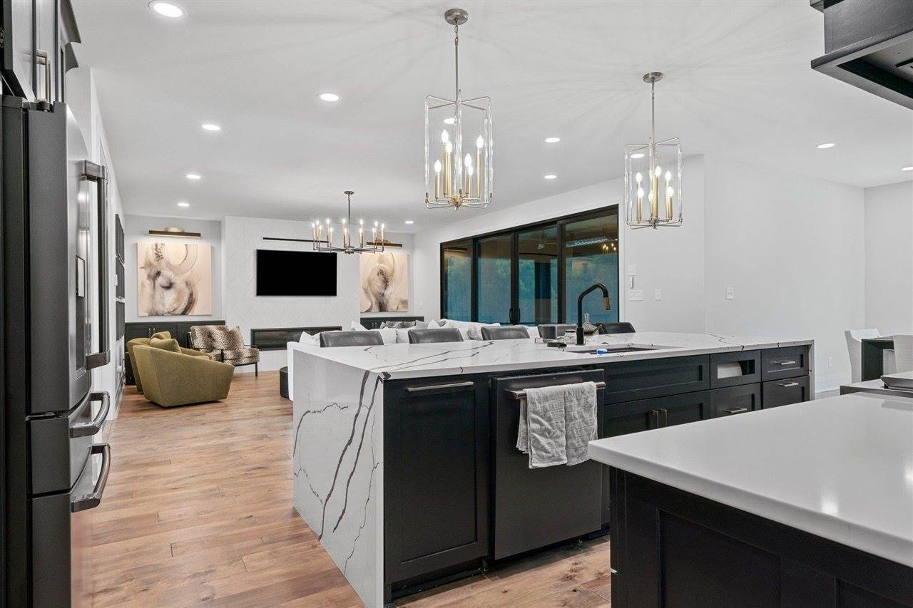 7185 Clover Hill Street, Bowling Green, KY 42103