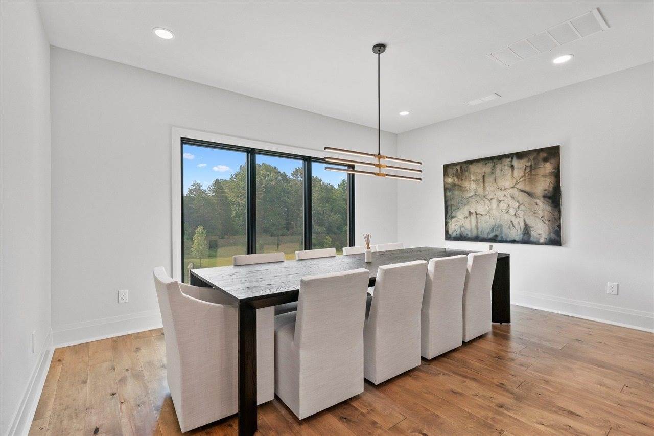 7185 Clover Hill Street, Bowling Green, KY 42103