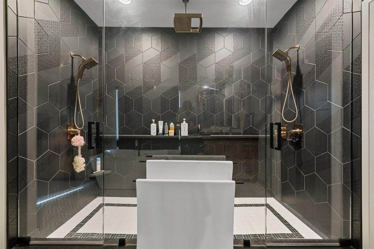 7185 Clover Hill Street, Bowling Green, KY 42103