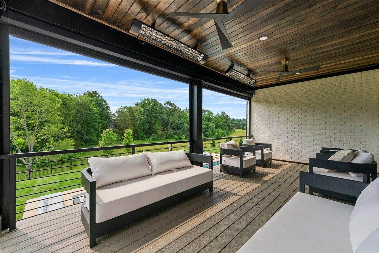 7185 Clover Hill Street, Bowling Green, KY 42103