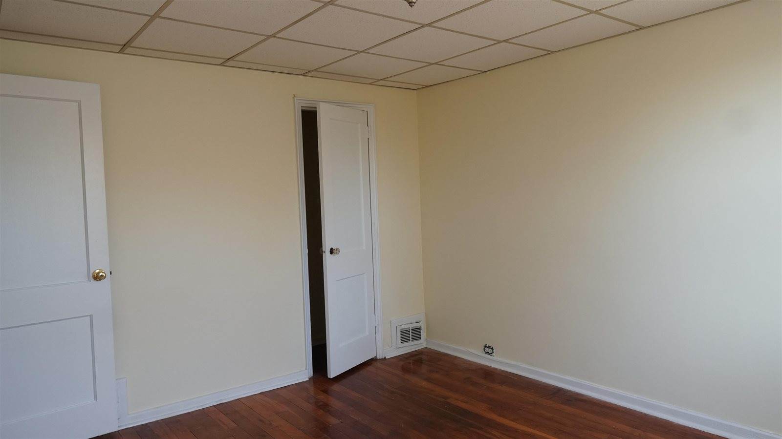 339 Stevens Ave, JC, West Bergen, NJ 07305