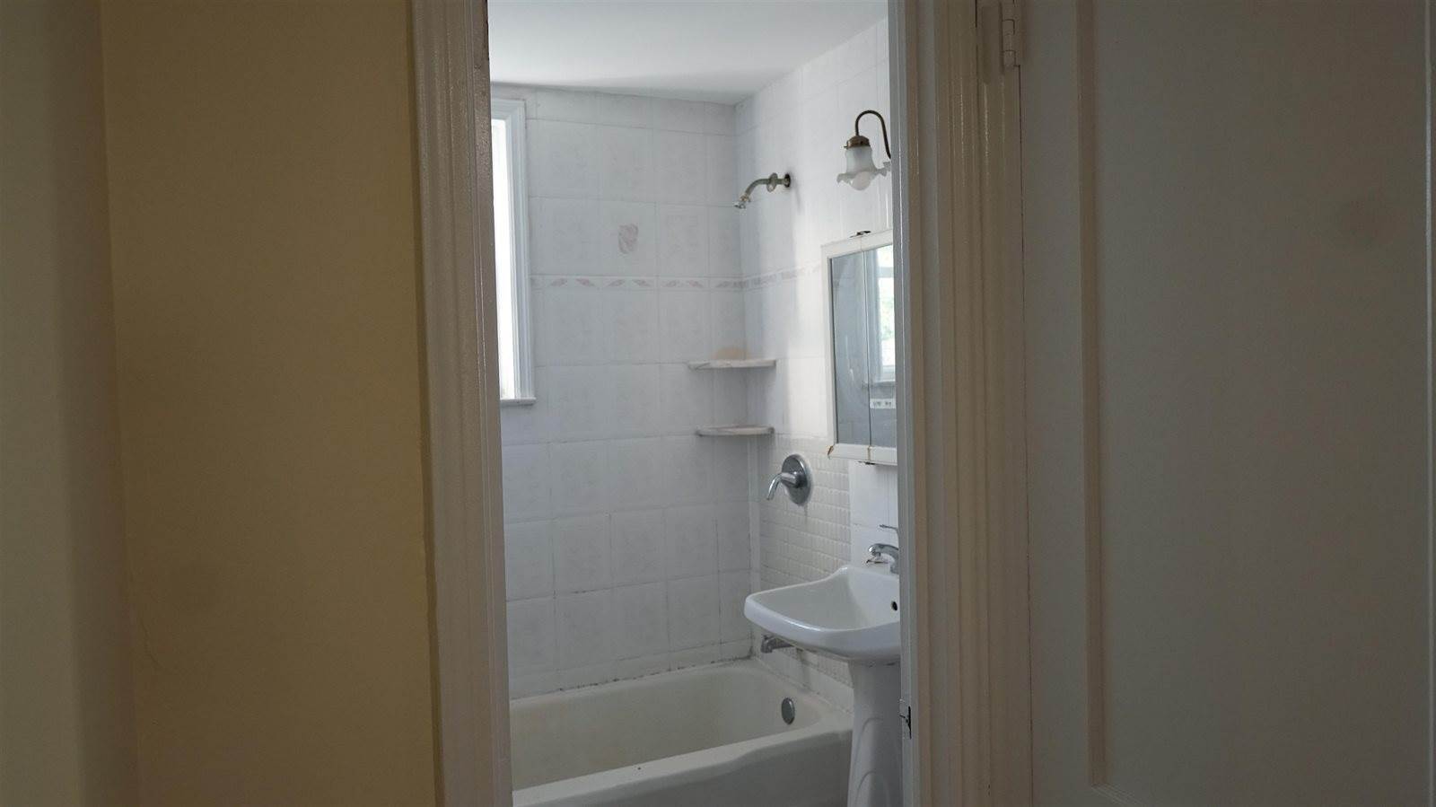 339 Stevens Ave, JC, West Bergen, NJ 07305