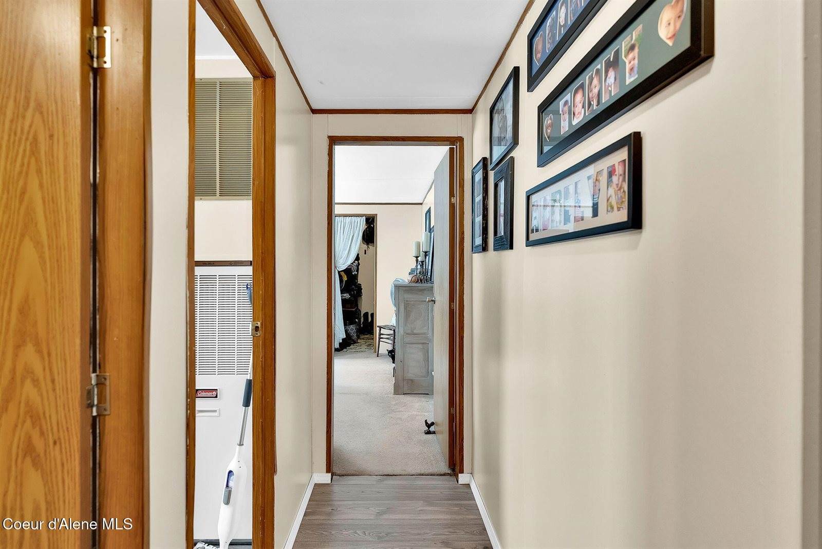 110 Appaloosa Rd, Moyie Springs, ID 83845