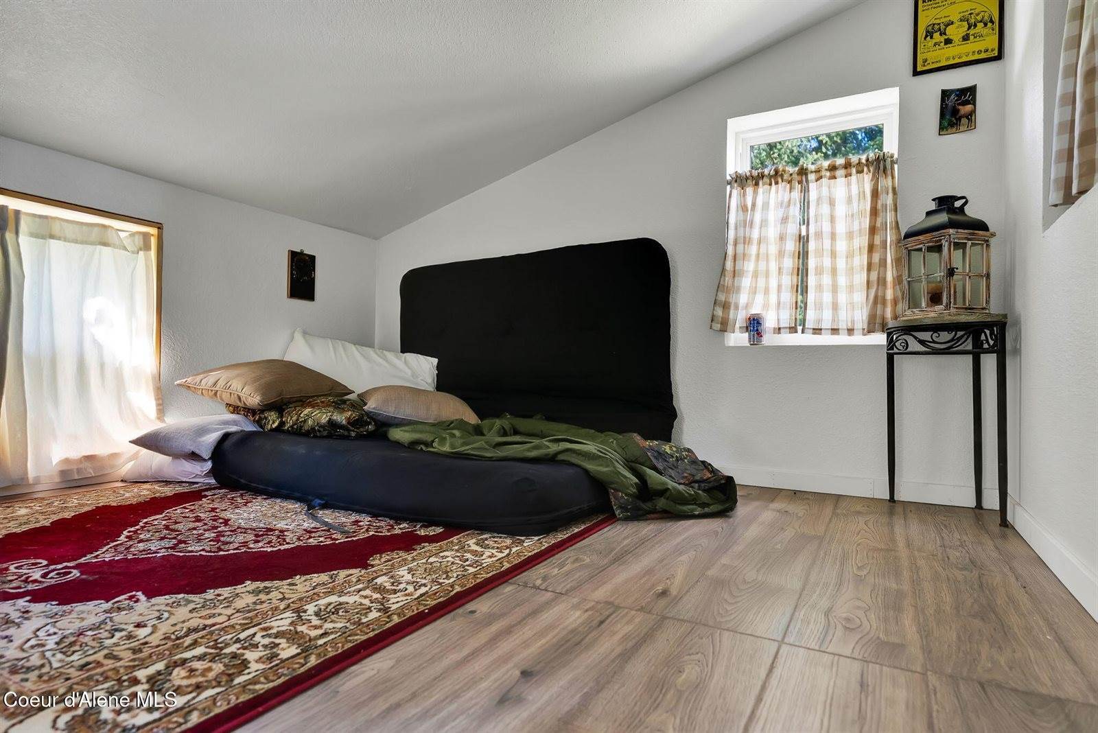 110 Appaloosa Rd, Moyie Springs, ID 83845