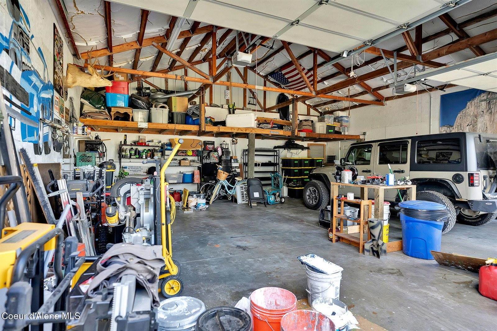 110 Appaloosa Rd, Moyie Springs, ID 83845