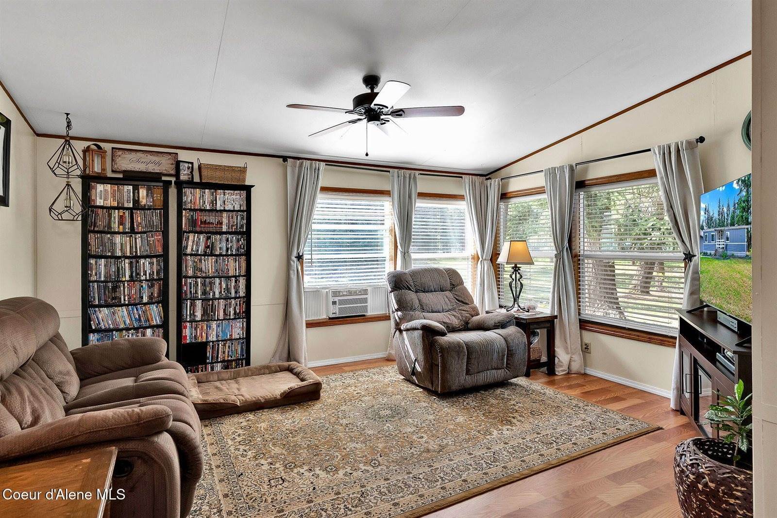 110 Appaloosa Rd, Moyie Springs, ID 83845