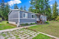 110 Appaloosa Rd, Moyie Springs, ID 83845
