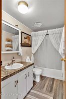 110 Appaloosa Rd, Moyie Springs, ID 83845