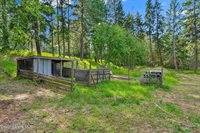110 Appaloosa Rd, Moyie Springs, ID 83845