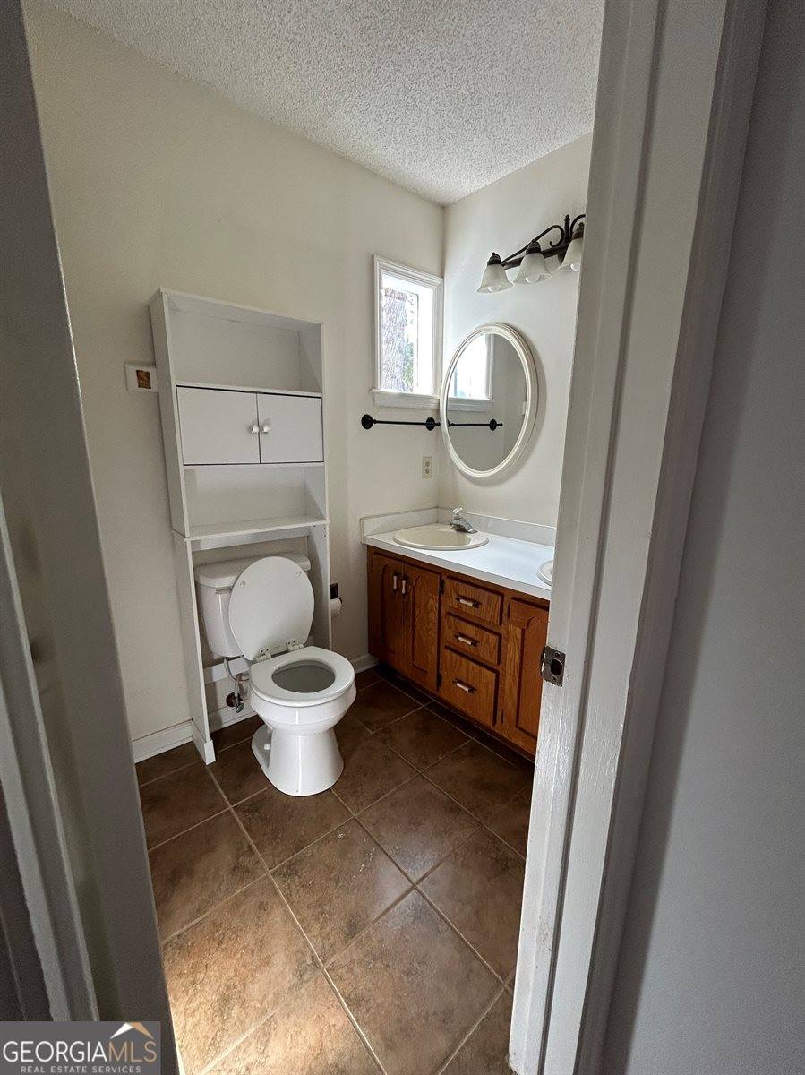 58 Deals Circle South, Woodbine, GA 31569