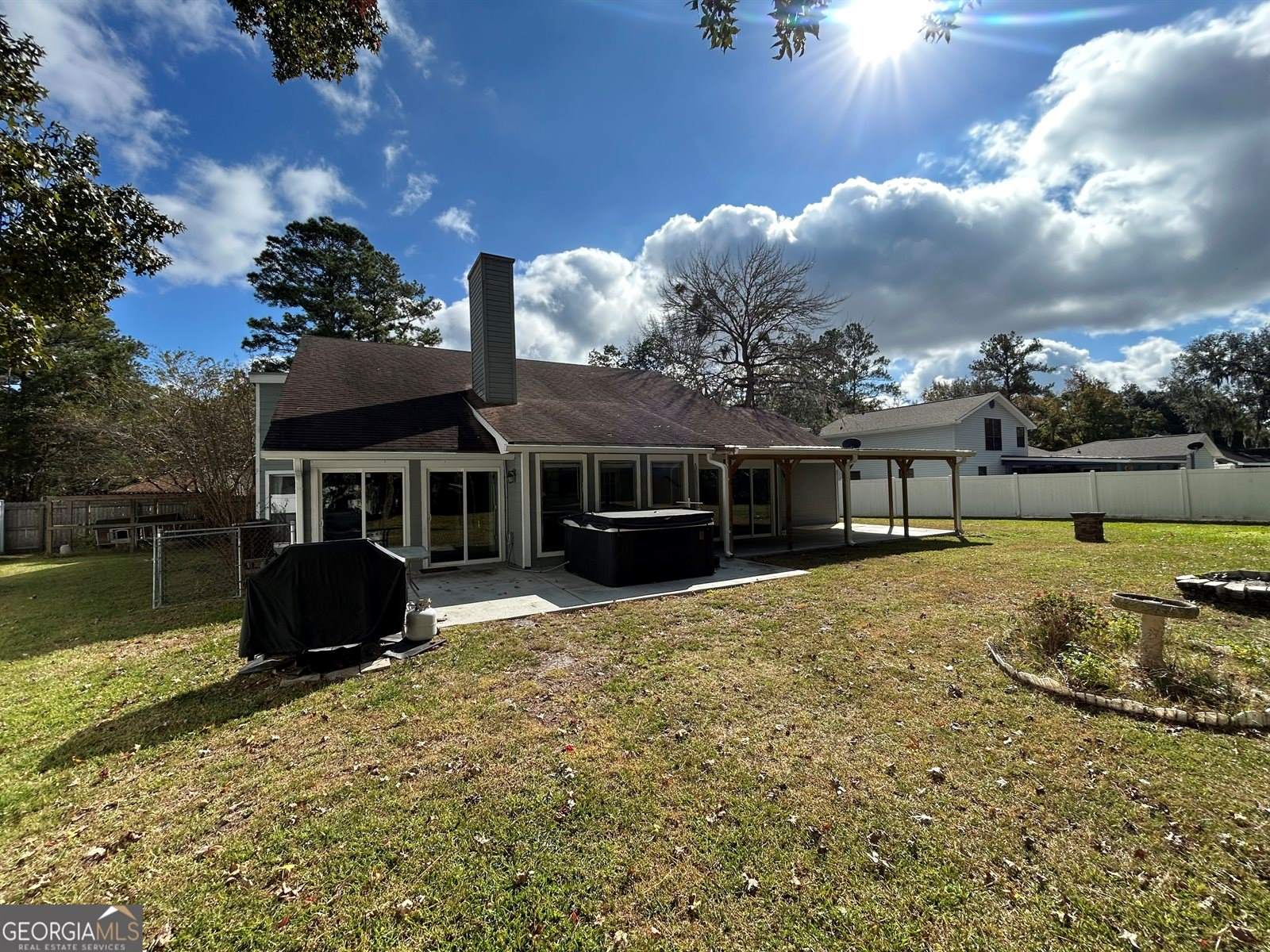 58 Deals Circle South, Woodbine, GA 31569