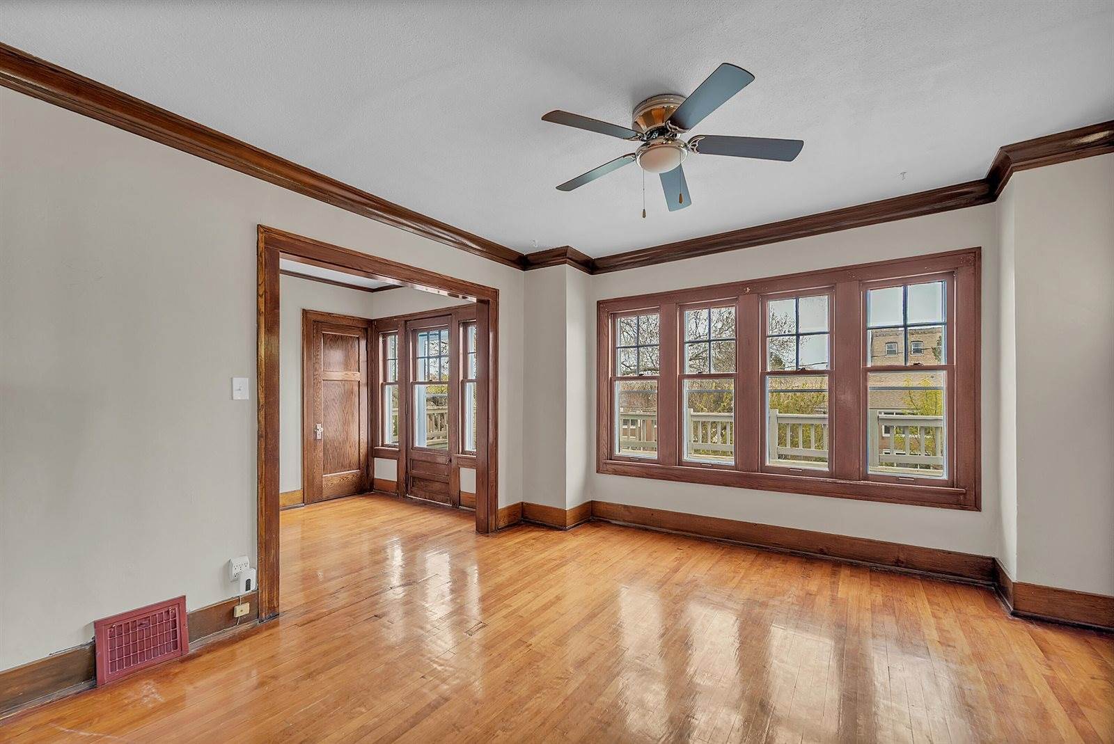 1221 South 24th St, Milwaukee, WI 53204