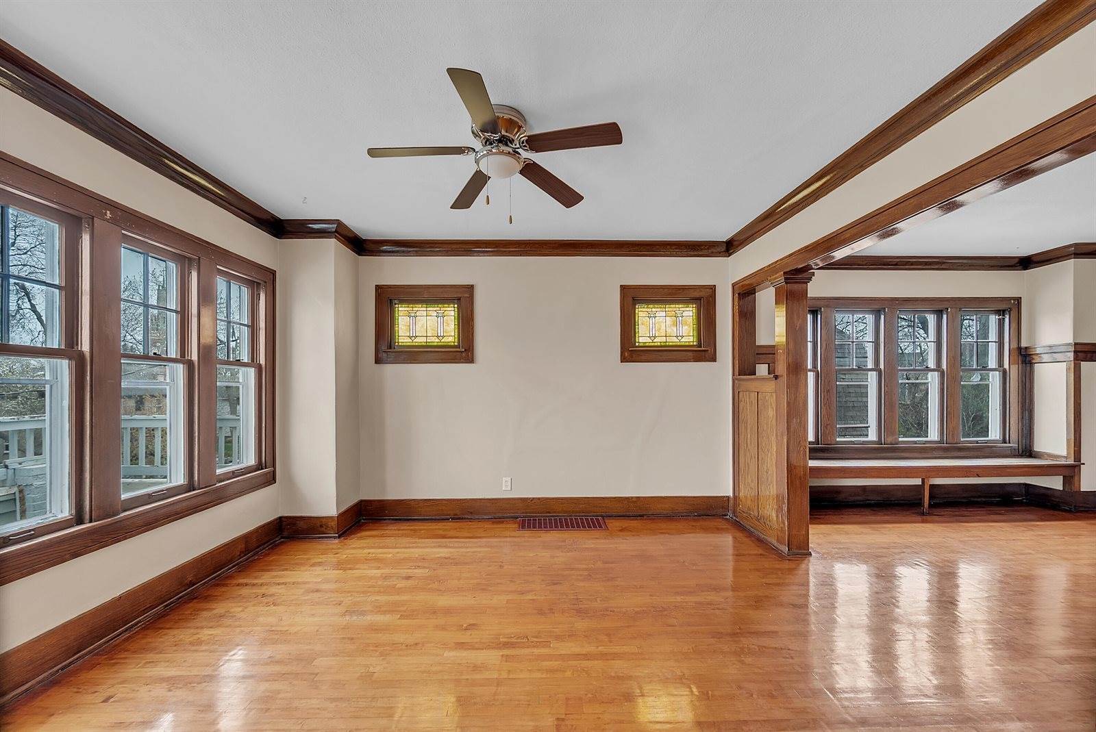 1221 South 24th St, Milwaukee, WI 53204