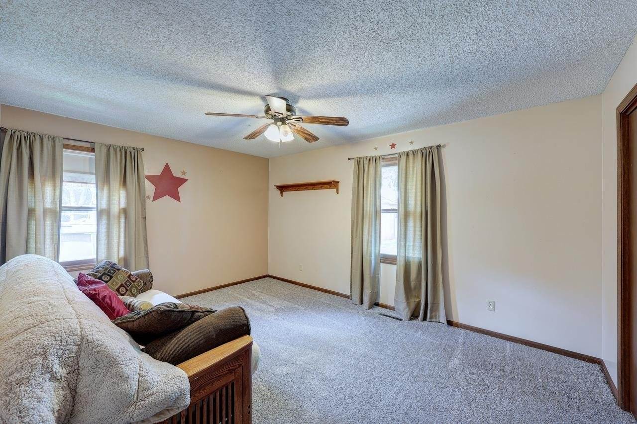 20984 291st Rd, Dexter, KS 67038