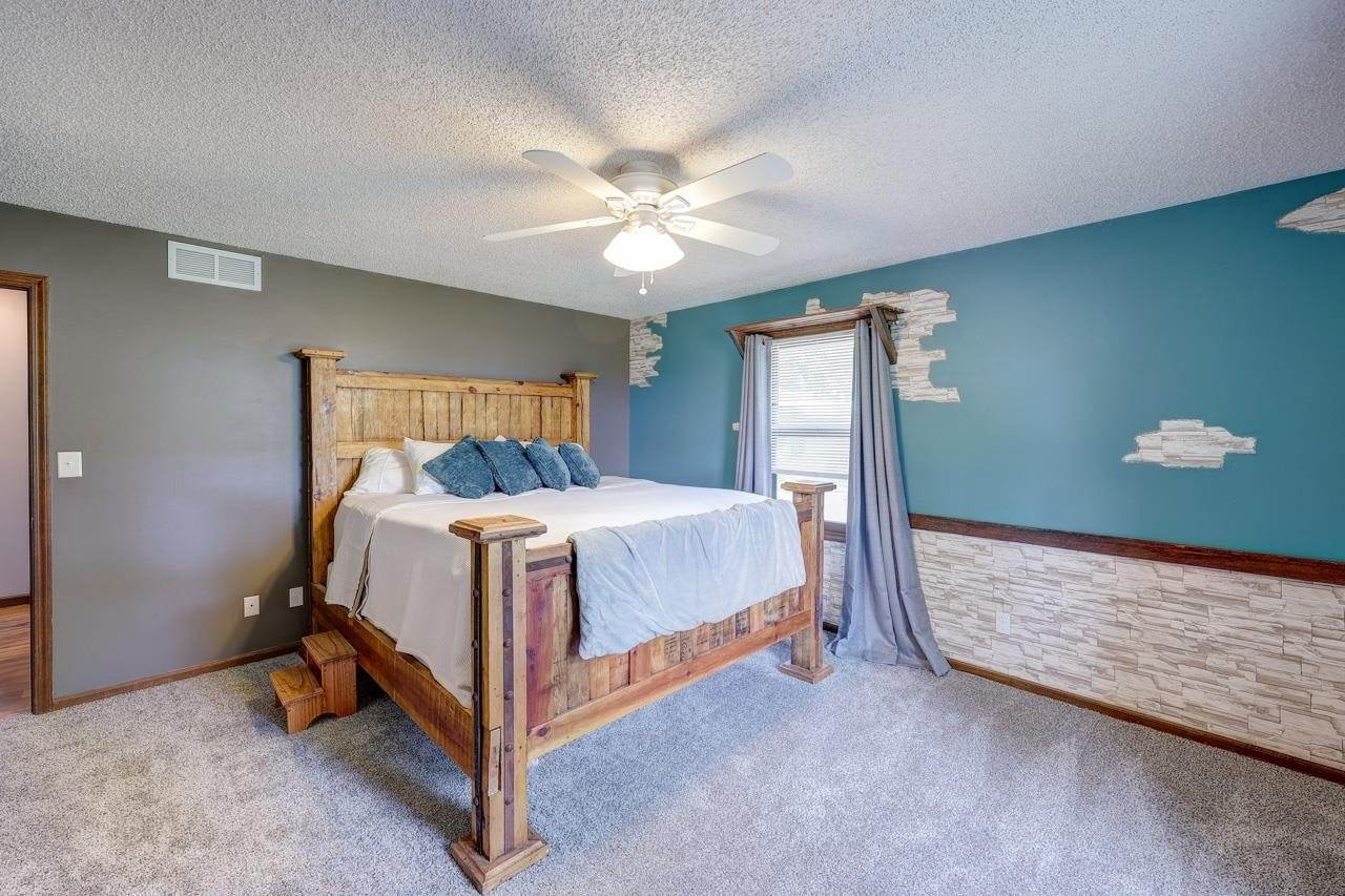 20984 291st Rd, Dexter, KS 67038