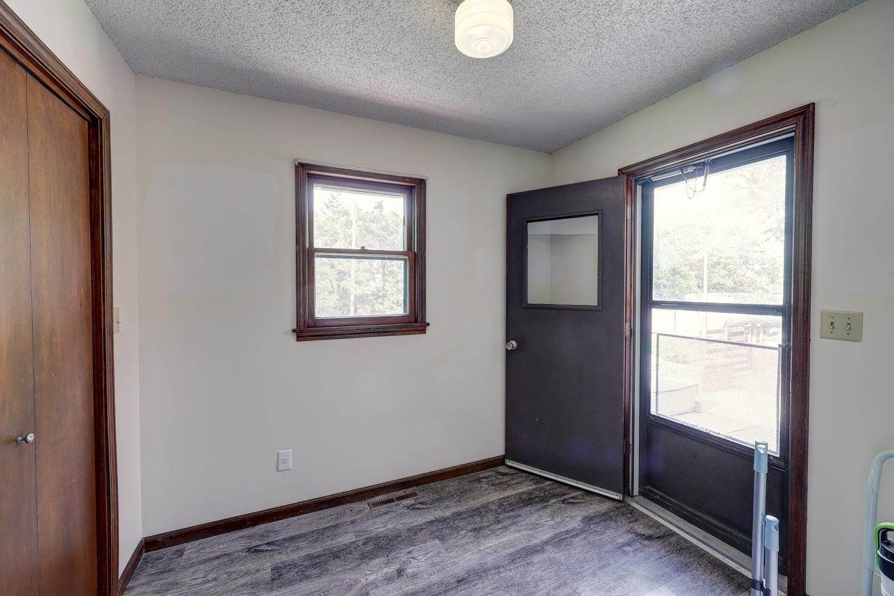 20984 291st Rd, Dexter, KS 67038