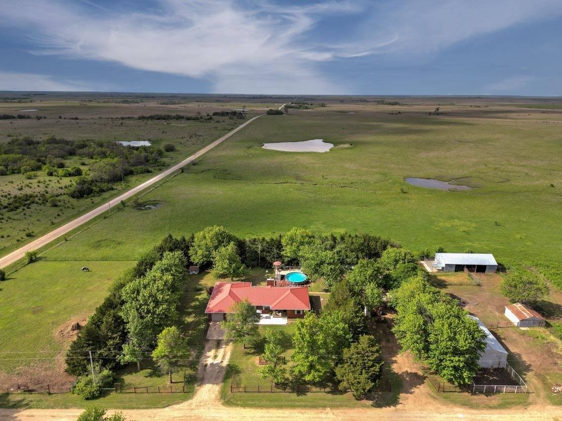 20984 291st Rd, Dexter, KS 67038