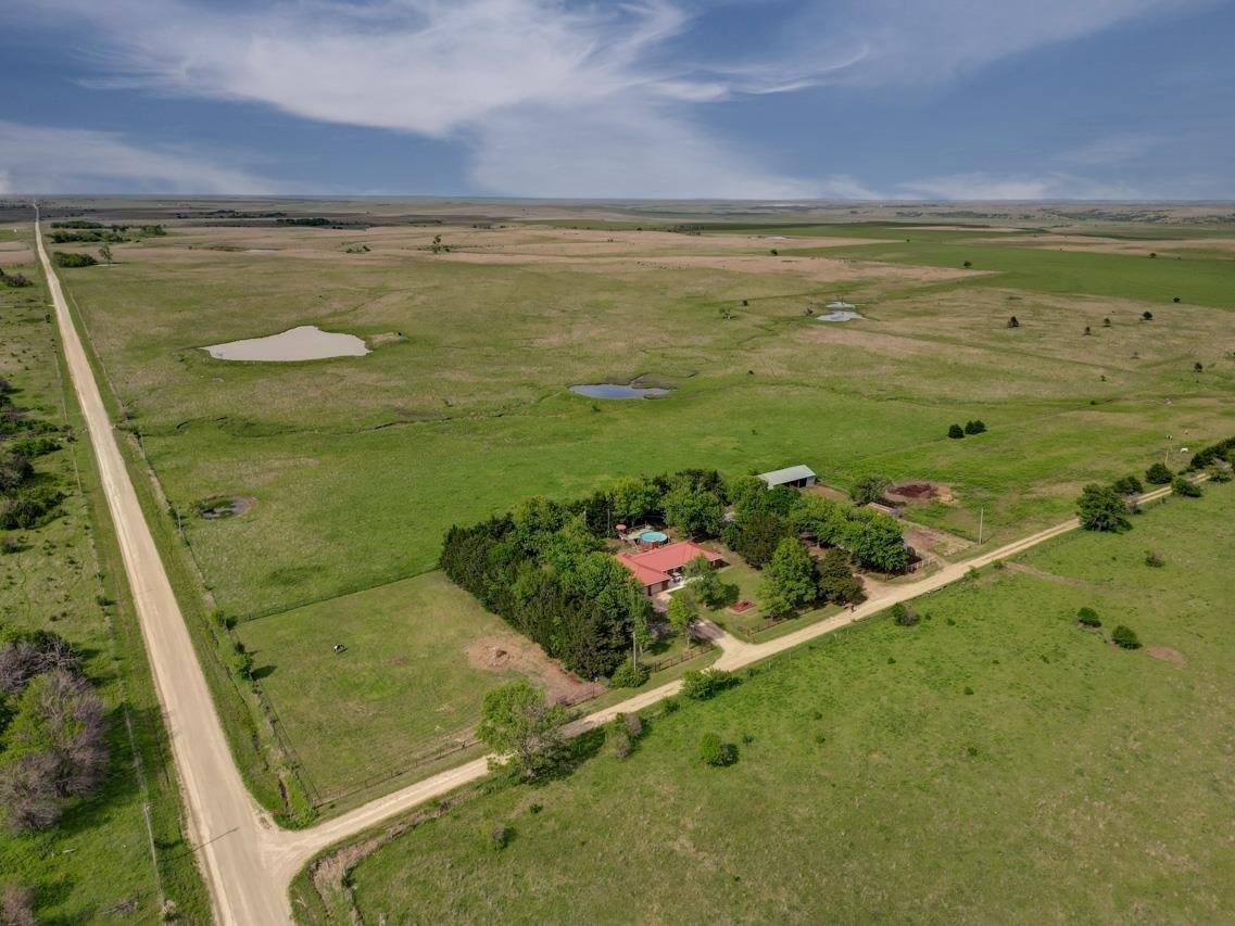 20984 291st Rd, Dexter, KS 67038
