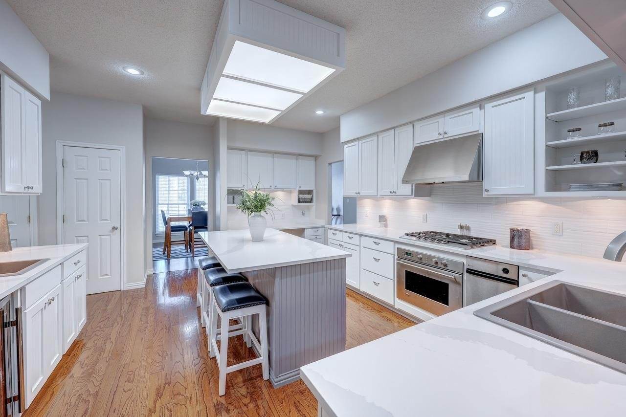 1923 Eastridge Dr, Arkansas City, KS 67005