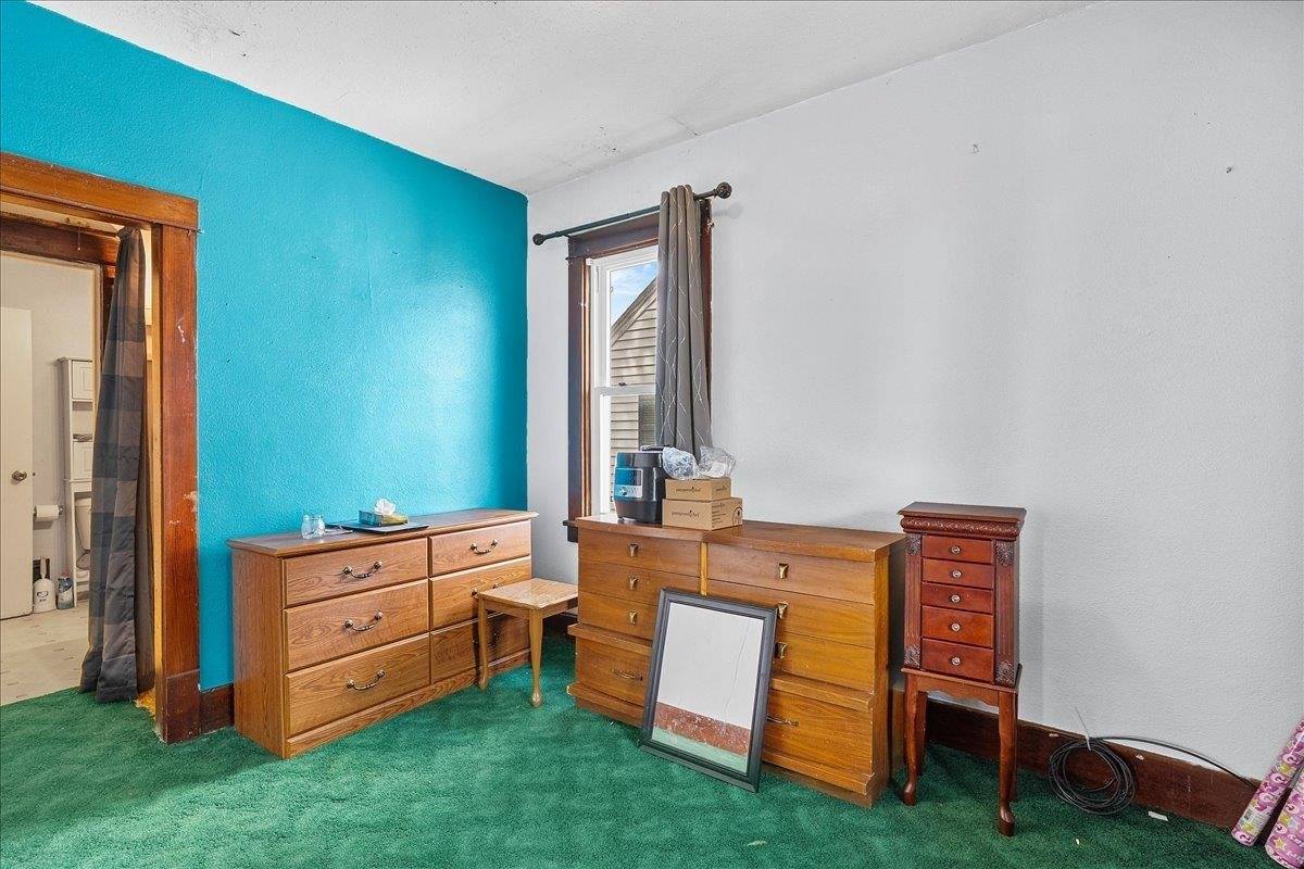 906 S Ash Avenue, Marshfield, WI 54449