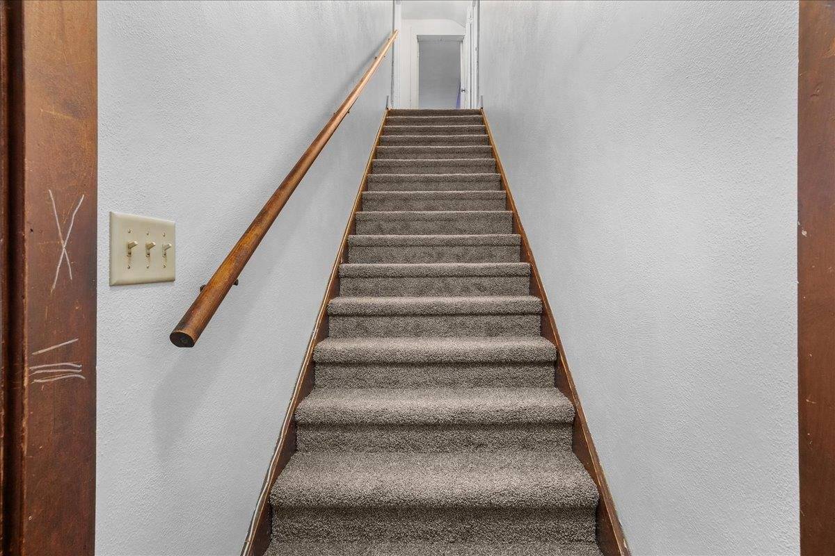 906 S Ash Avenue, Marshfield, WI 54449