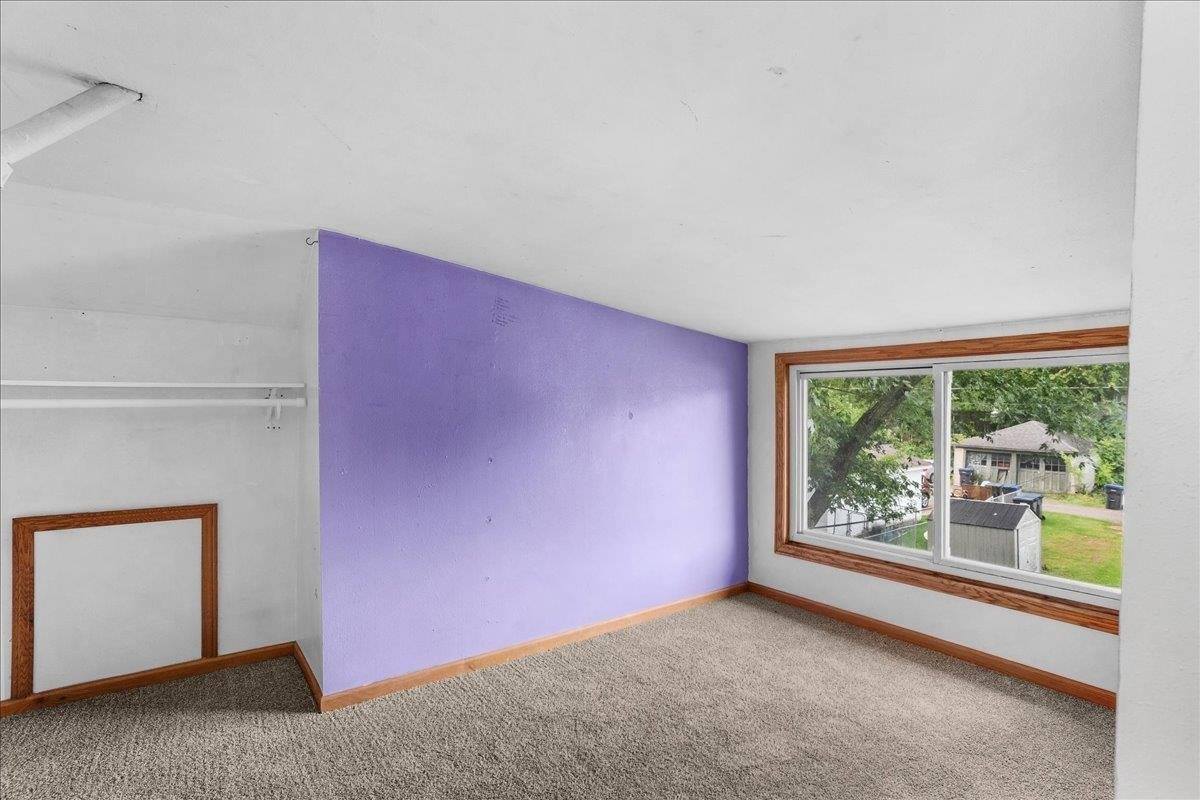 906 S Ash Avenue, Marshfield, WI 54449