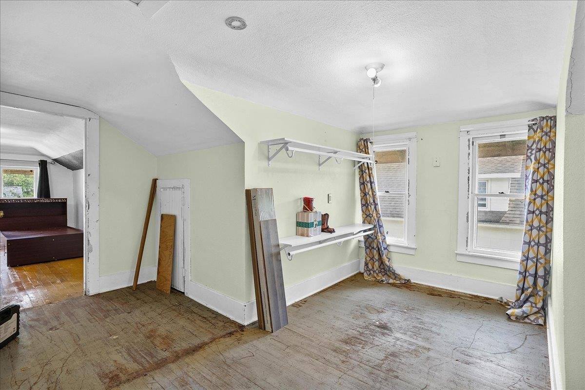 906 S Ash Avenue, Marshfield, WI 54449