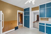 906 S Ash Avenue, Marshfield, WI 54449