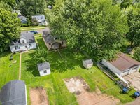 906 S Ash Avenue, Marshfield, WI 54449