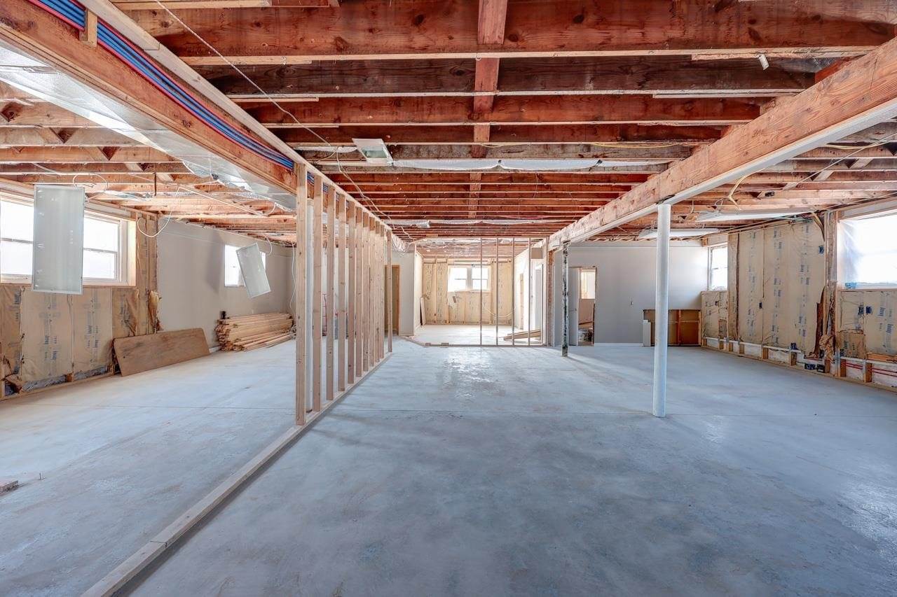 1020 East 12th Ave, Winfield, KS 67156