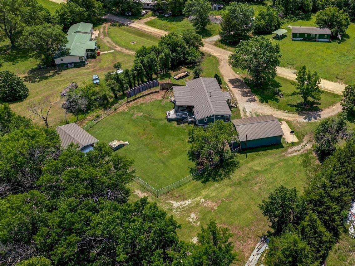 10714 284th Dr, Arkansas City, KS 67005