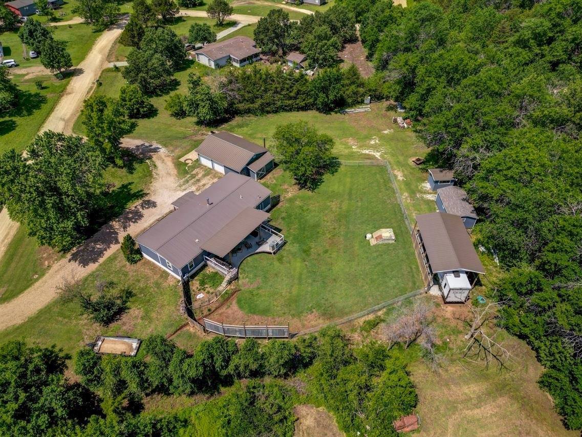 10714 284th Dr, Arkansas City, KS 67005