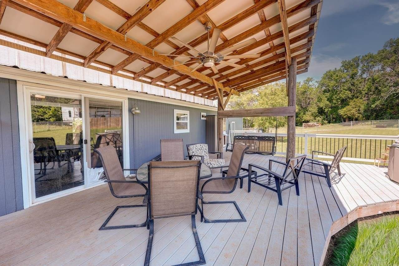 10714 284th Dr, Arkansas City, KS 67005