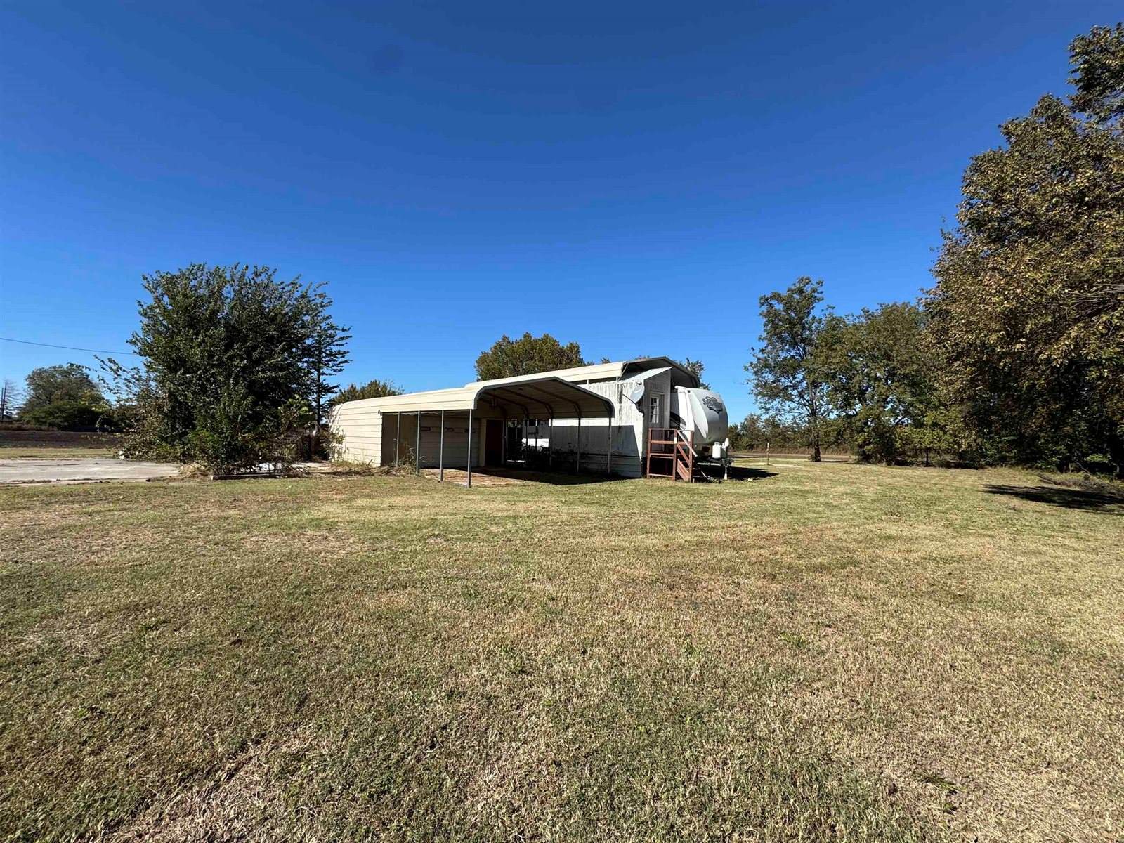 8504 Us Highway 166, Arkansas City, KS 67005