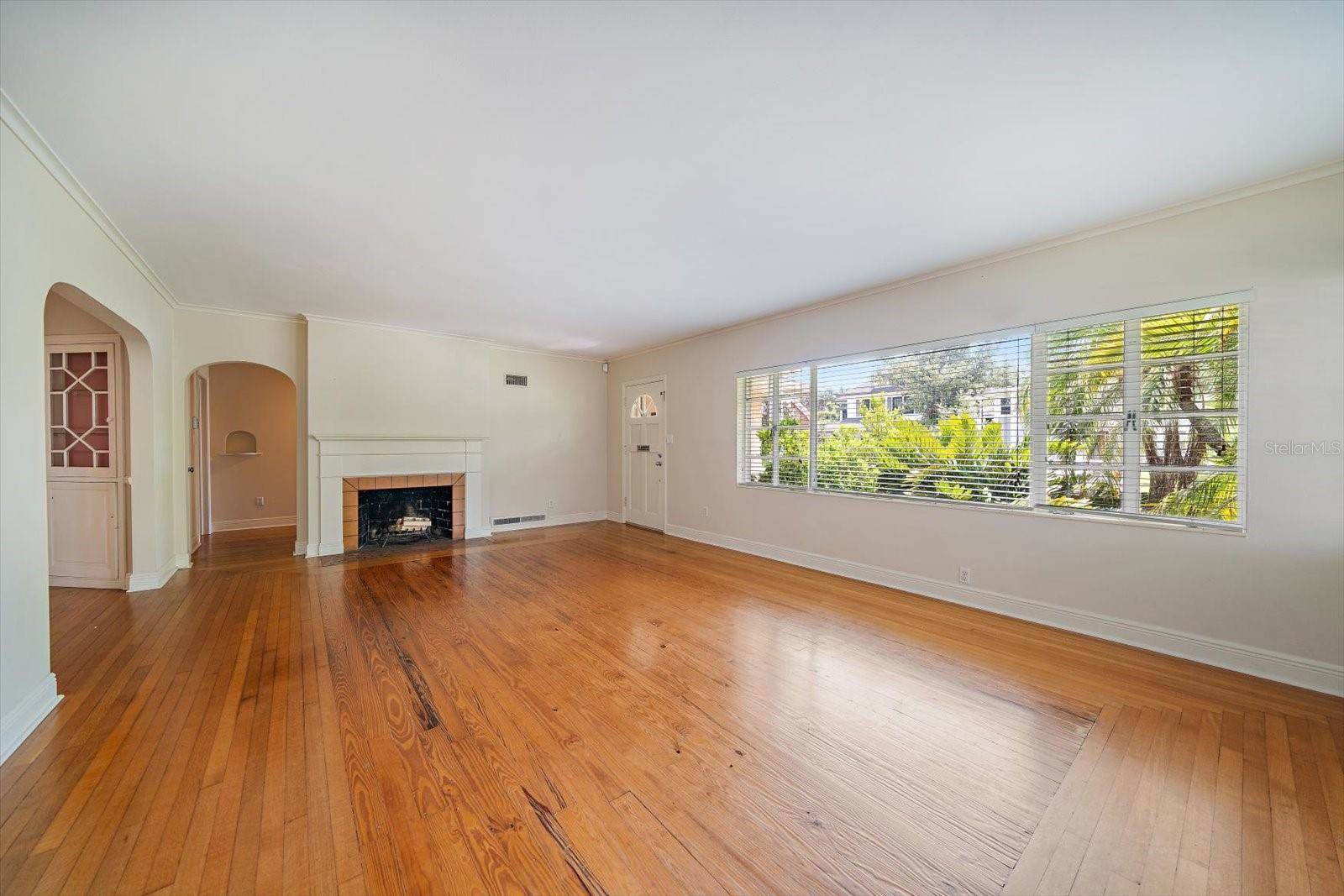 605 15TH Avenue NE, Saint Petersburg, FL 33704