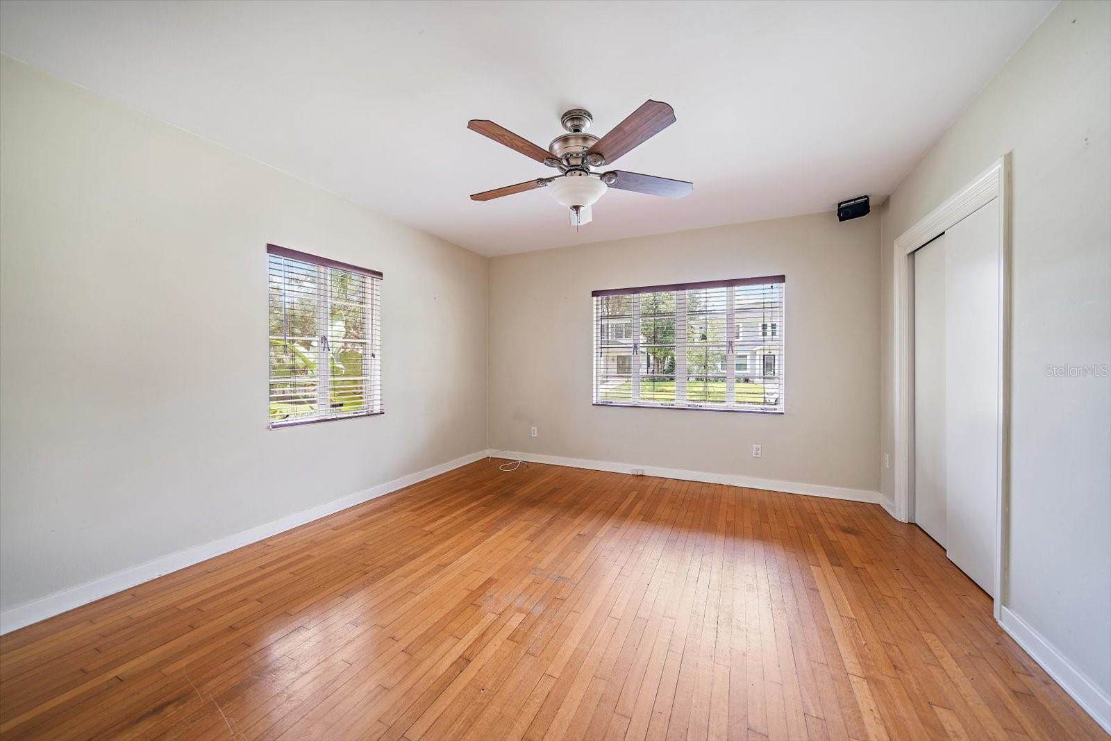 605 15TH Avenue NE, Saint Petersburg, FL 33704