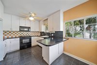 605 15TH Avenue NE, Saint Petersburg, FL 33704