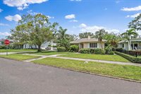 605 15TH Avenue NE, Saint Petersburg, FL 33704
