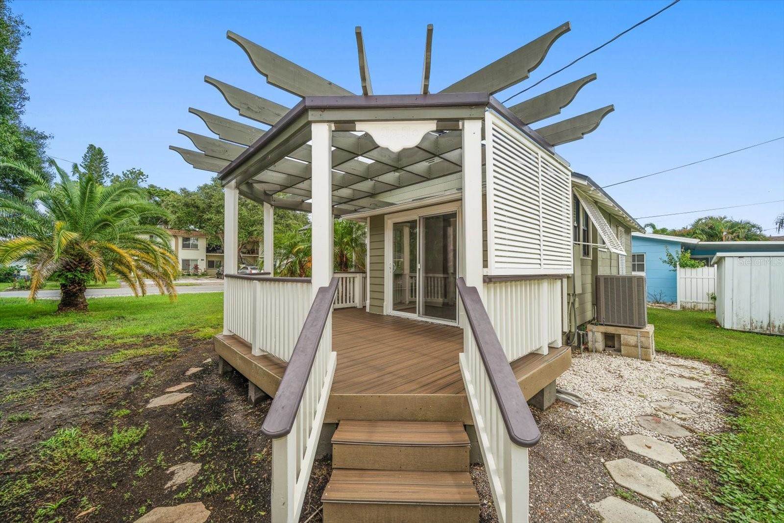 2825 Clinton Street South, Gulfport, FL 33707