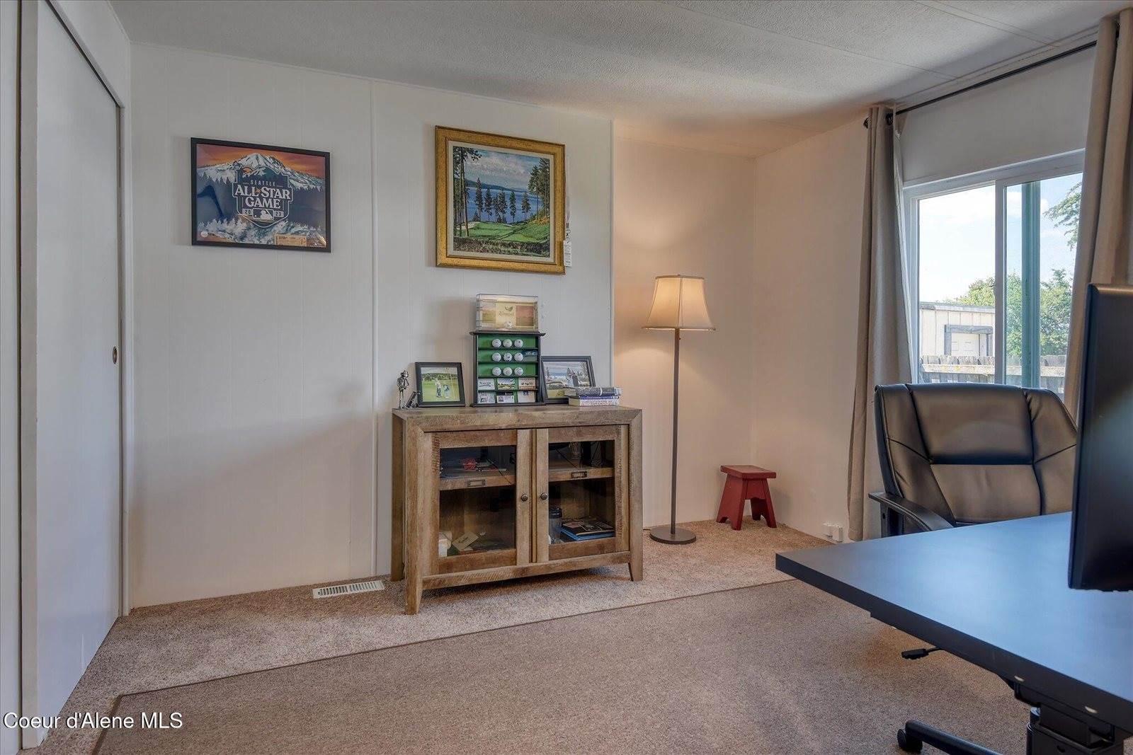 2811 North Carriage Ct, Coeur d'Alene, ID 83814